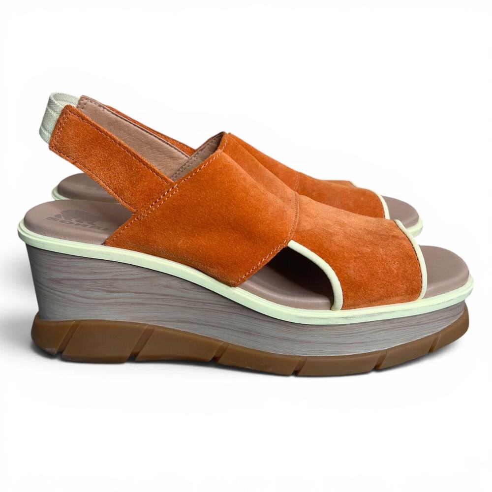 NWOT Sorel Joanie III Suede Platform Sandals Wedges Desert Sun Orange Size 9.5